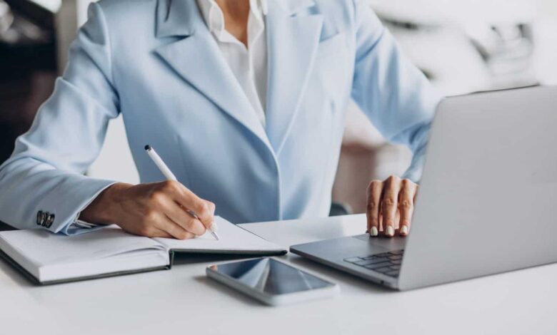 Perfil Profissional: 15 exemplos prontos para você copiar