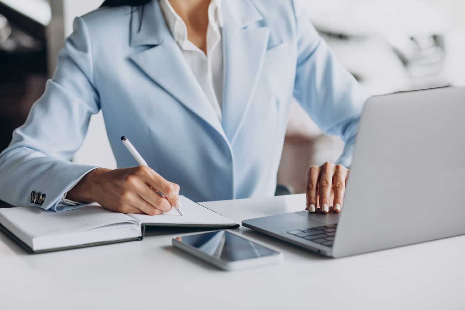 Perfil Profissional: 15 exemplos prontos para você copiar